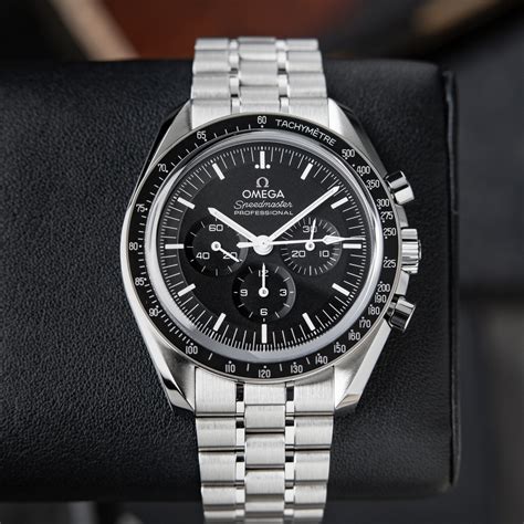 brugt omega speedmaster|Omega Speedmaster price list.